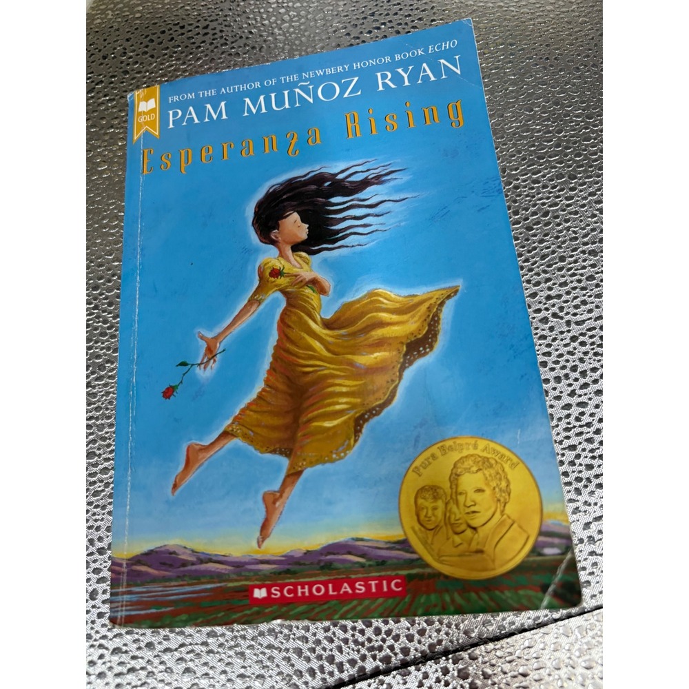 Esperanza Rising Pam Muñoz Ryan Scholastic Gold Paperback‎ Historical Fiction